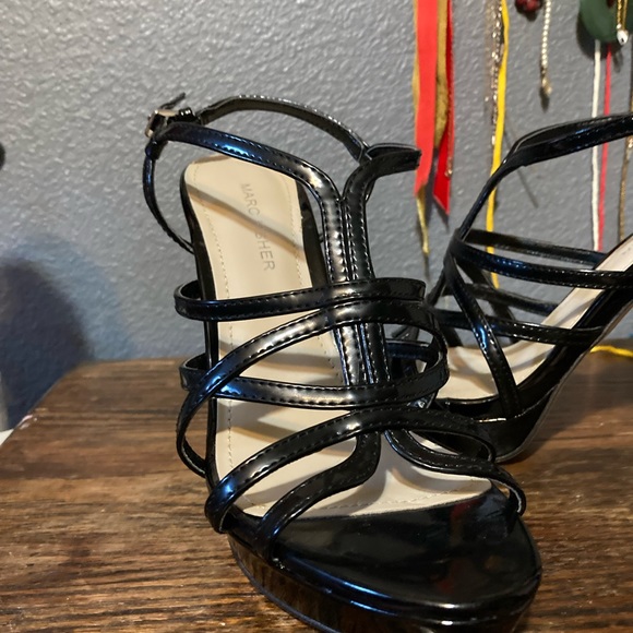 Marc Fisher Womens Jaslyn Patent Caged Platform Sandals Shoes Black Sz 6 1/2 - Picture 3 of 6